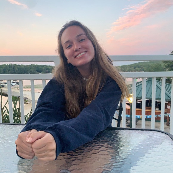 Meet your Posher, Taryn - Picture 1 of 1